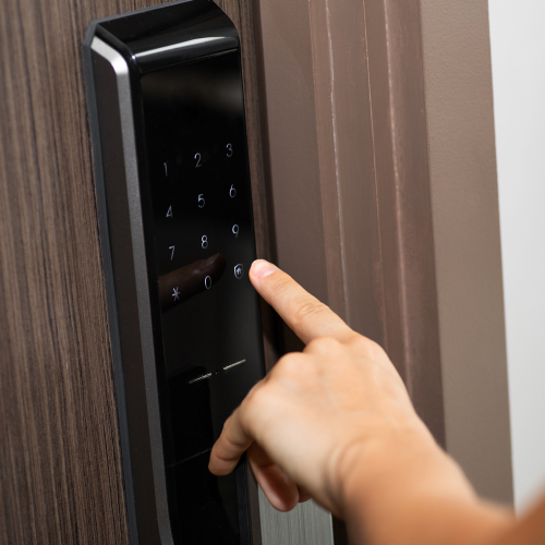 Keypad Lock vs WiFi Lock