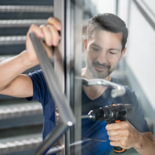 How Do I Choose the Right Locksmith?